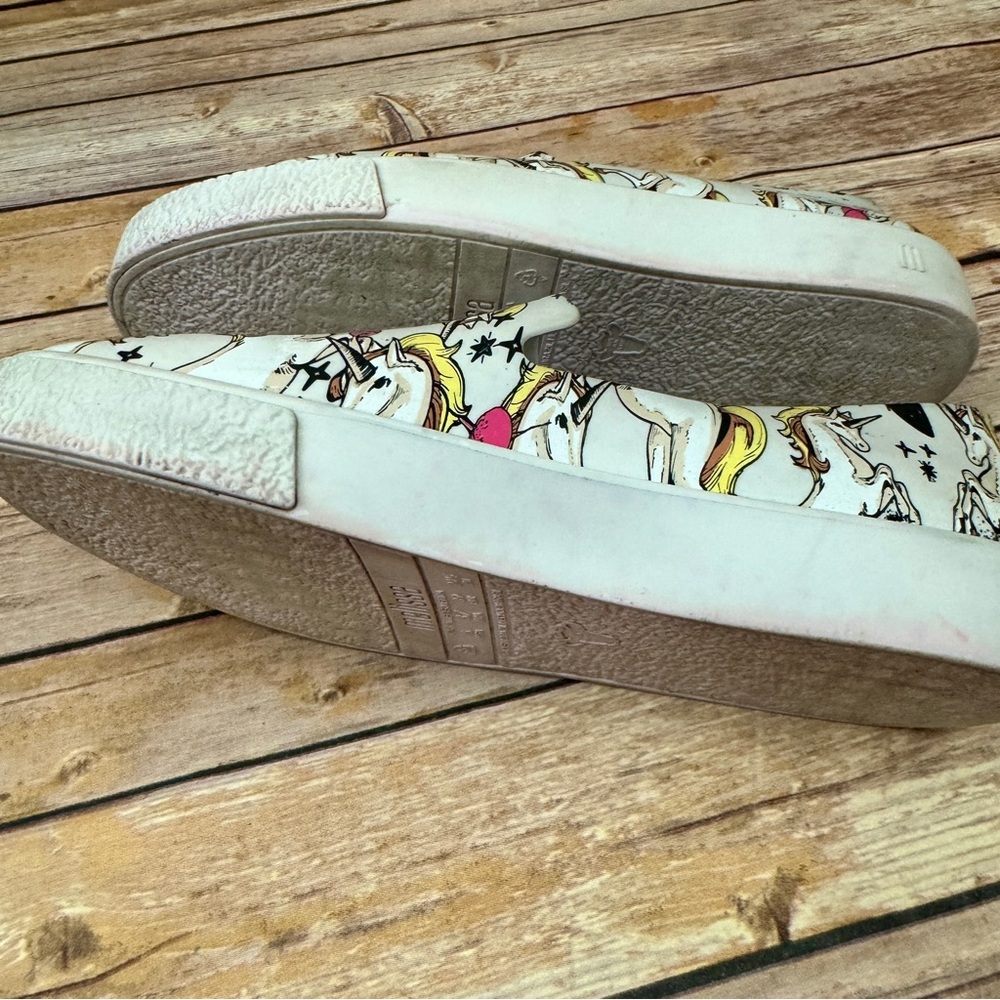 Melissa Womens Ground Slip On Unicorn Print Sneakers 8 - Picture 8 of 11